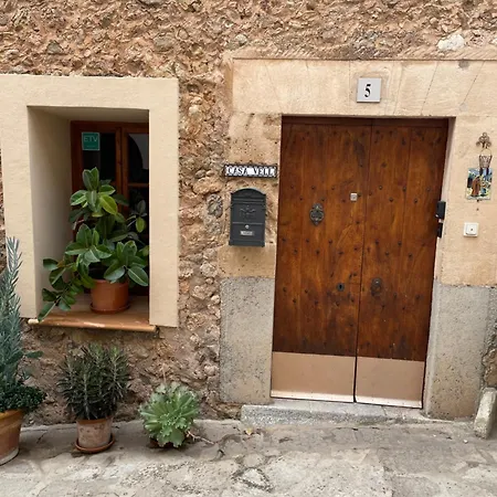 Casa Vell De Holiday home